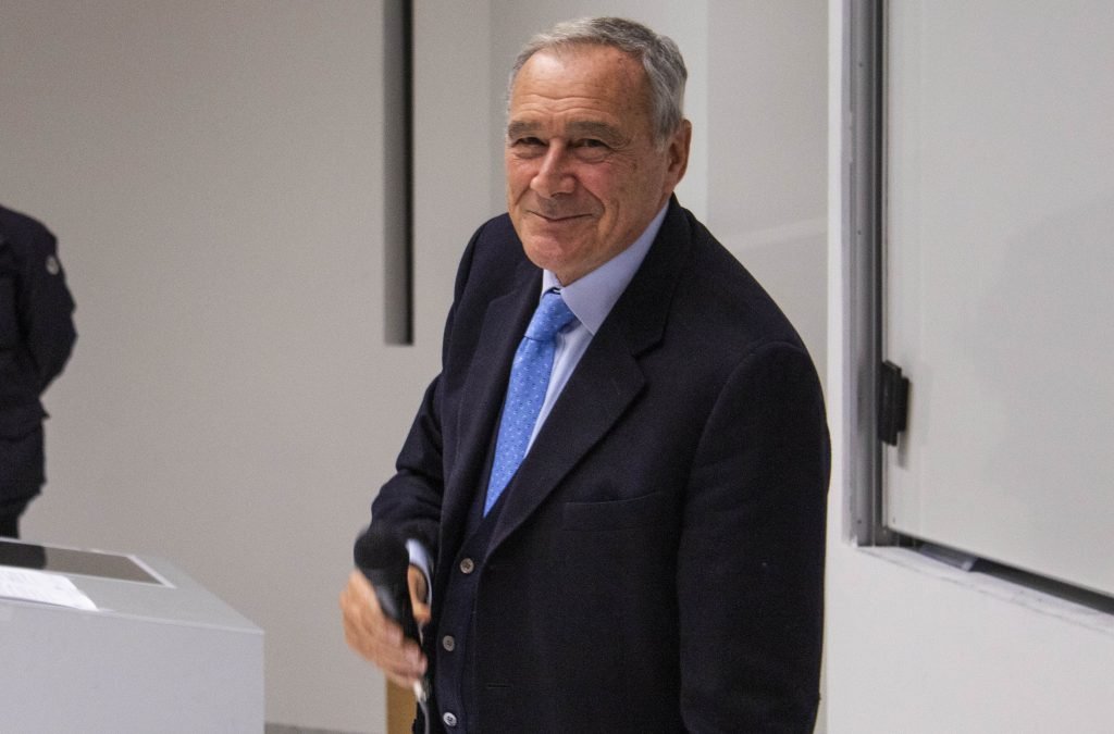 Intervista a Pietro Grasso, ospite di un incontro con gli studenti dell'Università Bocconi, per raccontare i suoi quarant'anni in magistratura.