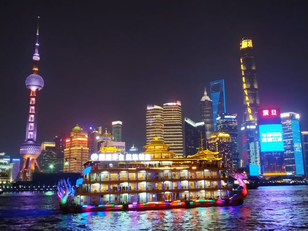 socialismo caratteristiche cinesi