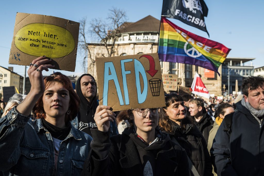 Manifestazione contro l'estrema destra a Friburgo in Brisgovia